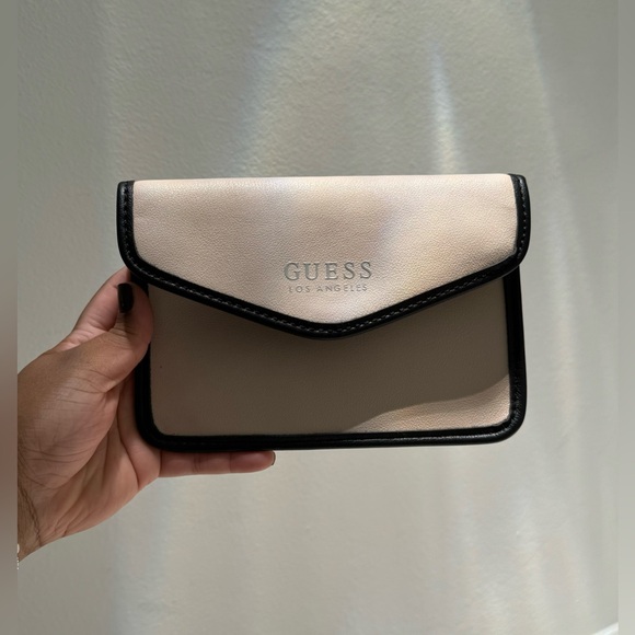 GUESS Tote Bag Set